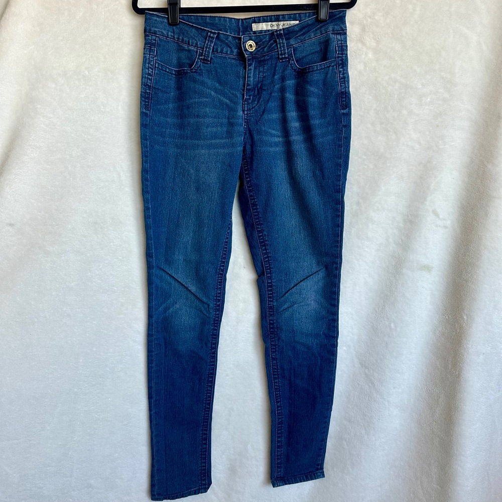 DKNY Jeans Medium Wash Skinny Jeans Women 8 M Medium Blue Stretch Denim Slim Leg